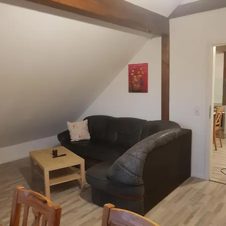 - Kleine Auf Pferdehof In *